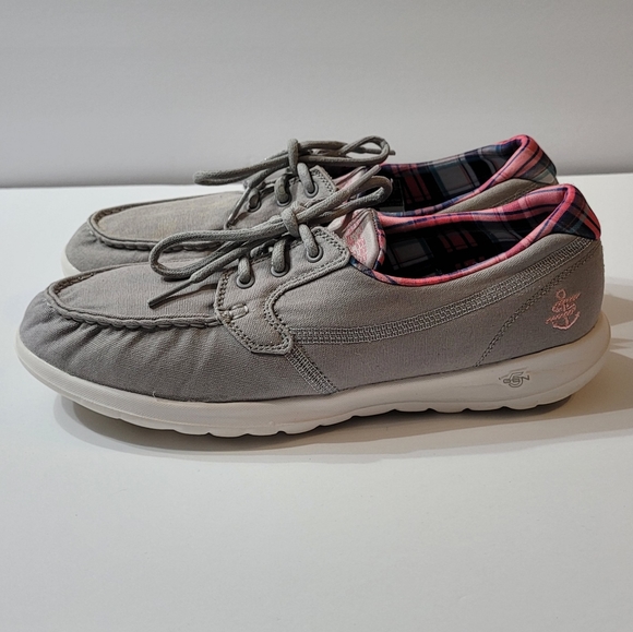 Skechers | Gowalk Lite, Sea Fun Boat Shoes in Grey - Picture 3 of 9
